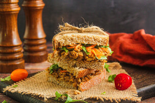 Sandwich de tofu effiloché