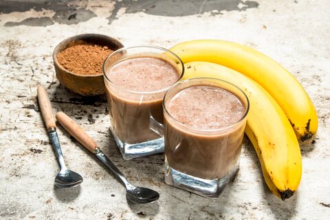 Smoothie banane, cacao et avoine